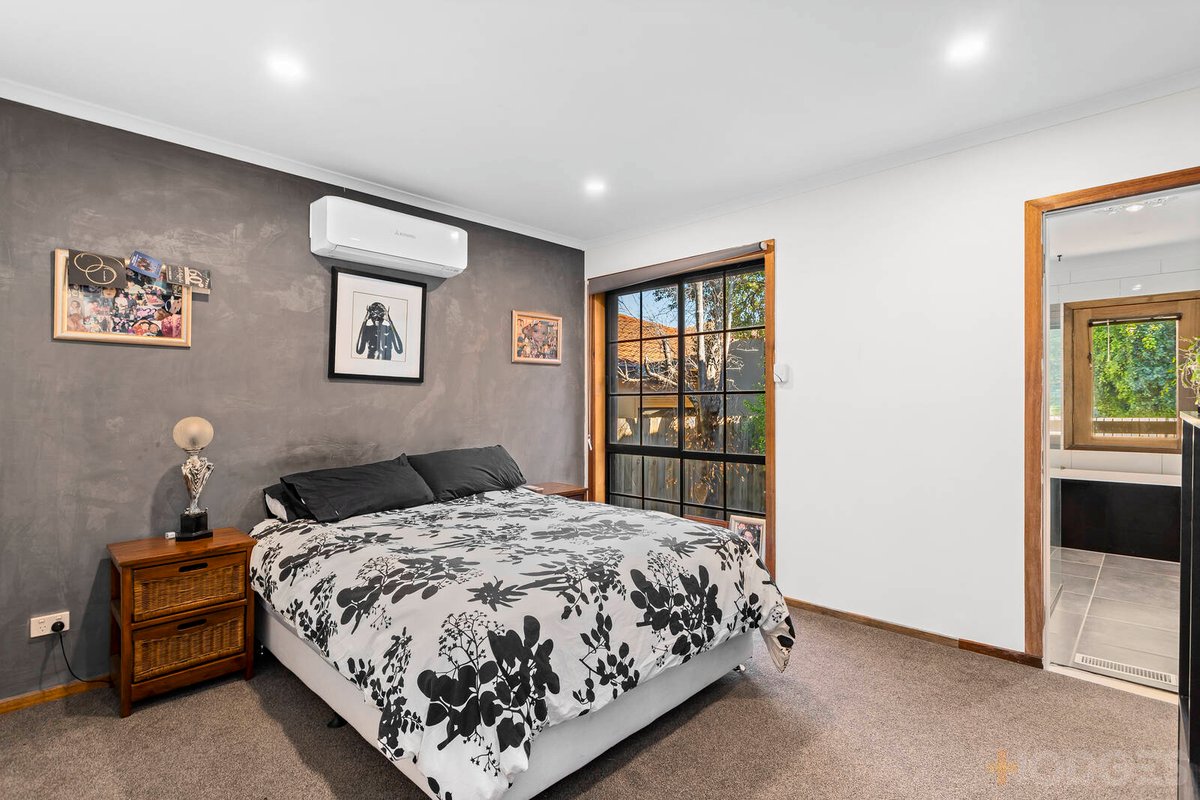 11 Eddison Close Altona Meadows - Residential for sale