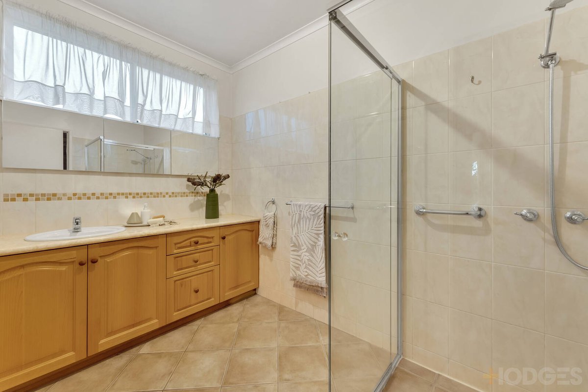 11 Everest Drive Cheltenham - Residential for sale