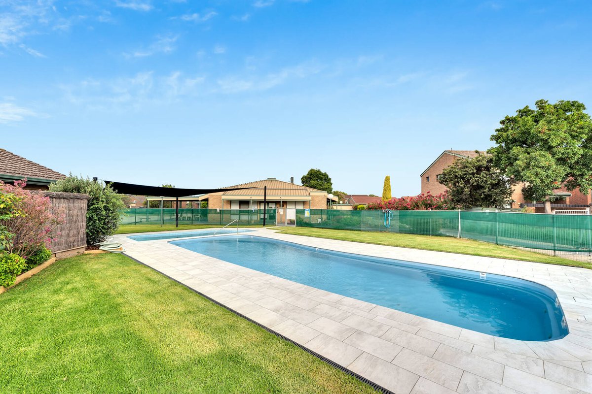 11 Everest Drive Cheltenham - Residential for sale