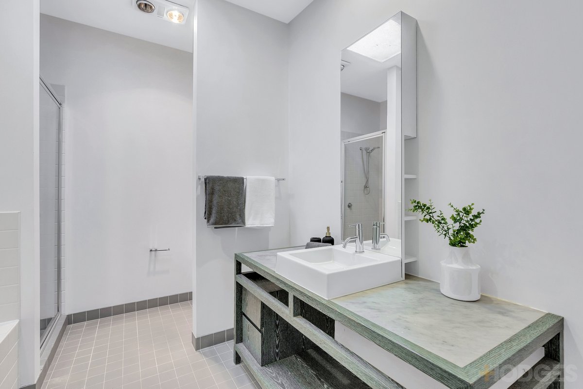 11 Evergreen Circuit Cheltenham - Residential for sale
