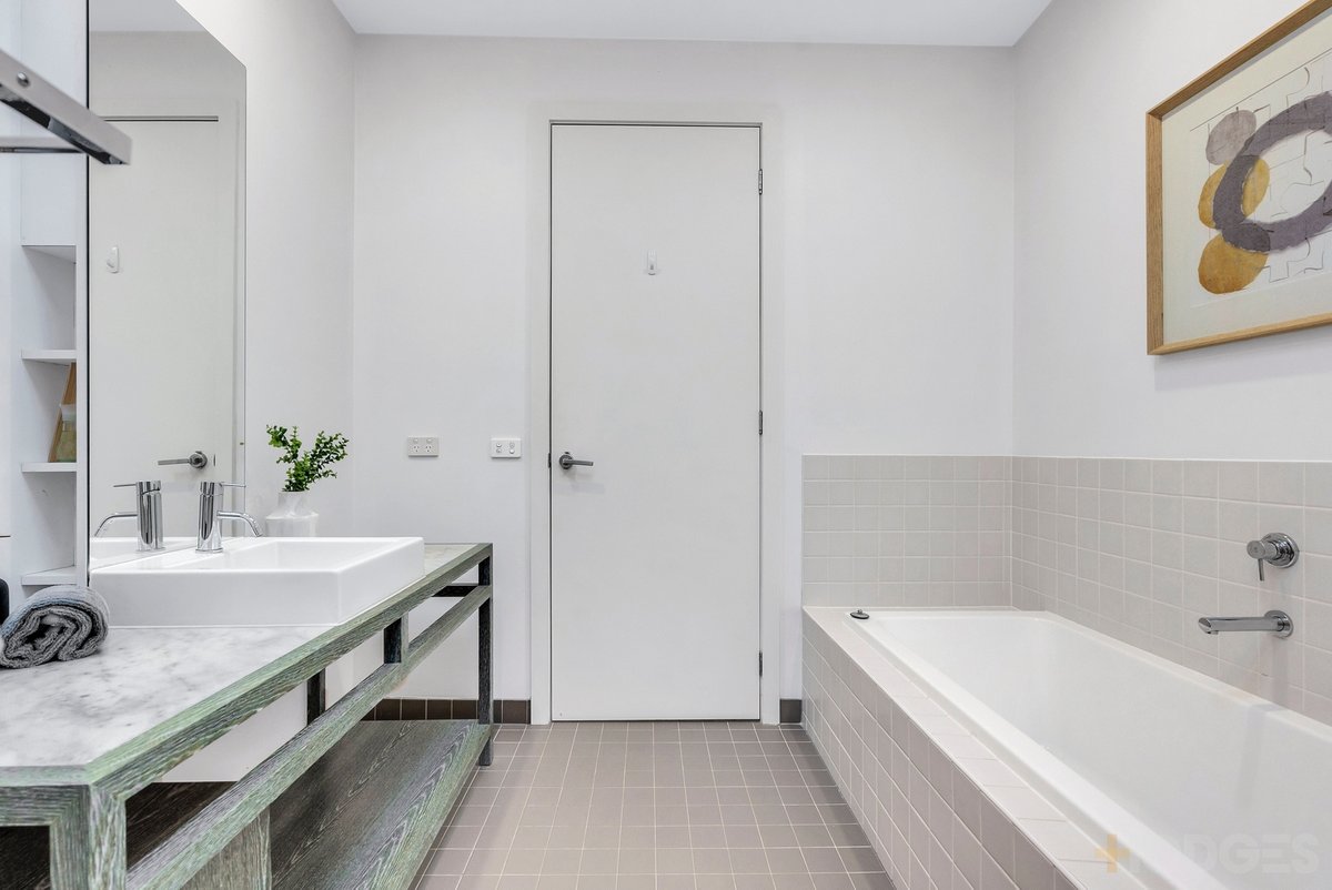 11 Evergreen Circuit Cheltenham - Residential for sale