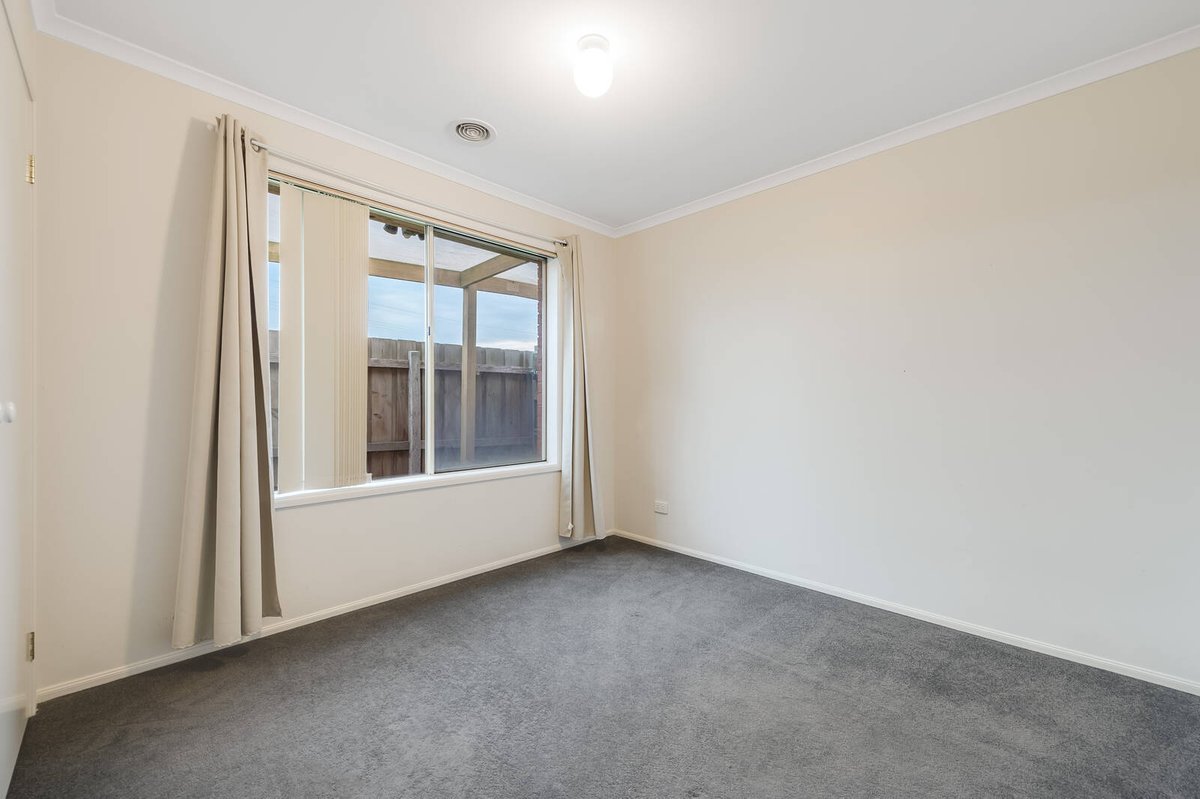 11 Fiona Court Werribee - Residential for sale