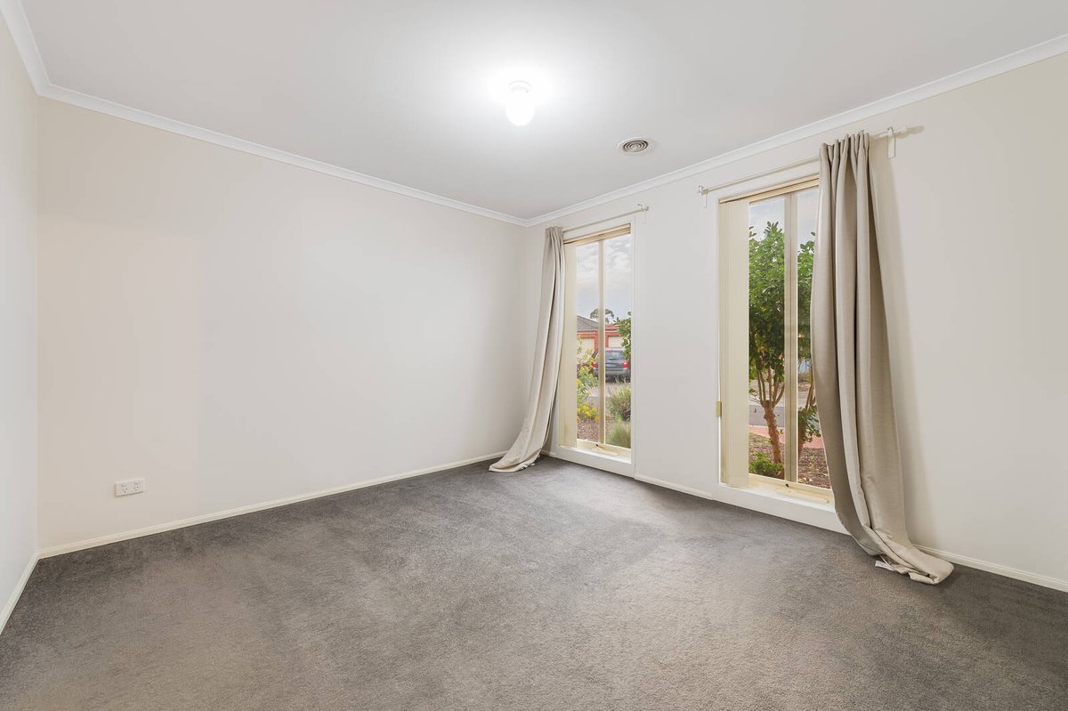 11 Fiona Court Werribee - Residential for sale