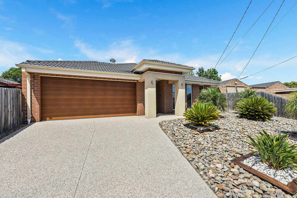 11 Fulham Close FRANKSTON SOUTH - Residential for sale