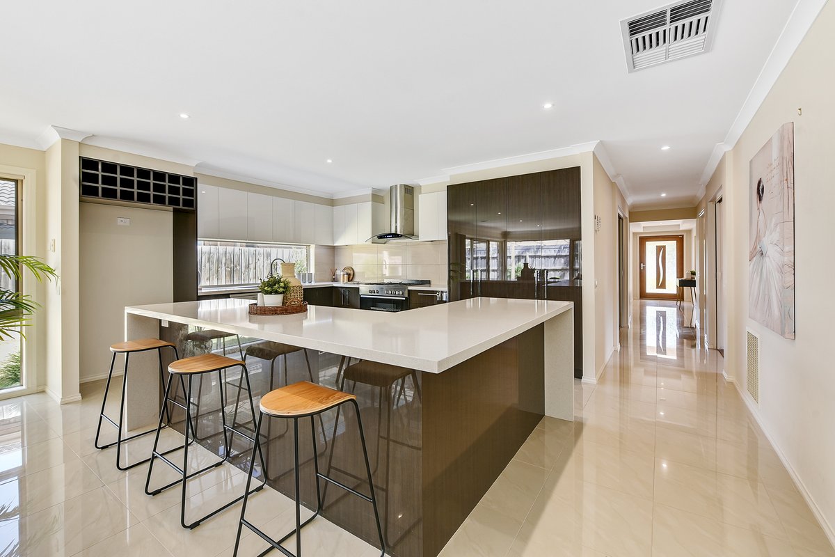 11 Fulham Close FRANKSTON SOUTH - Residential for sale