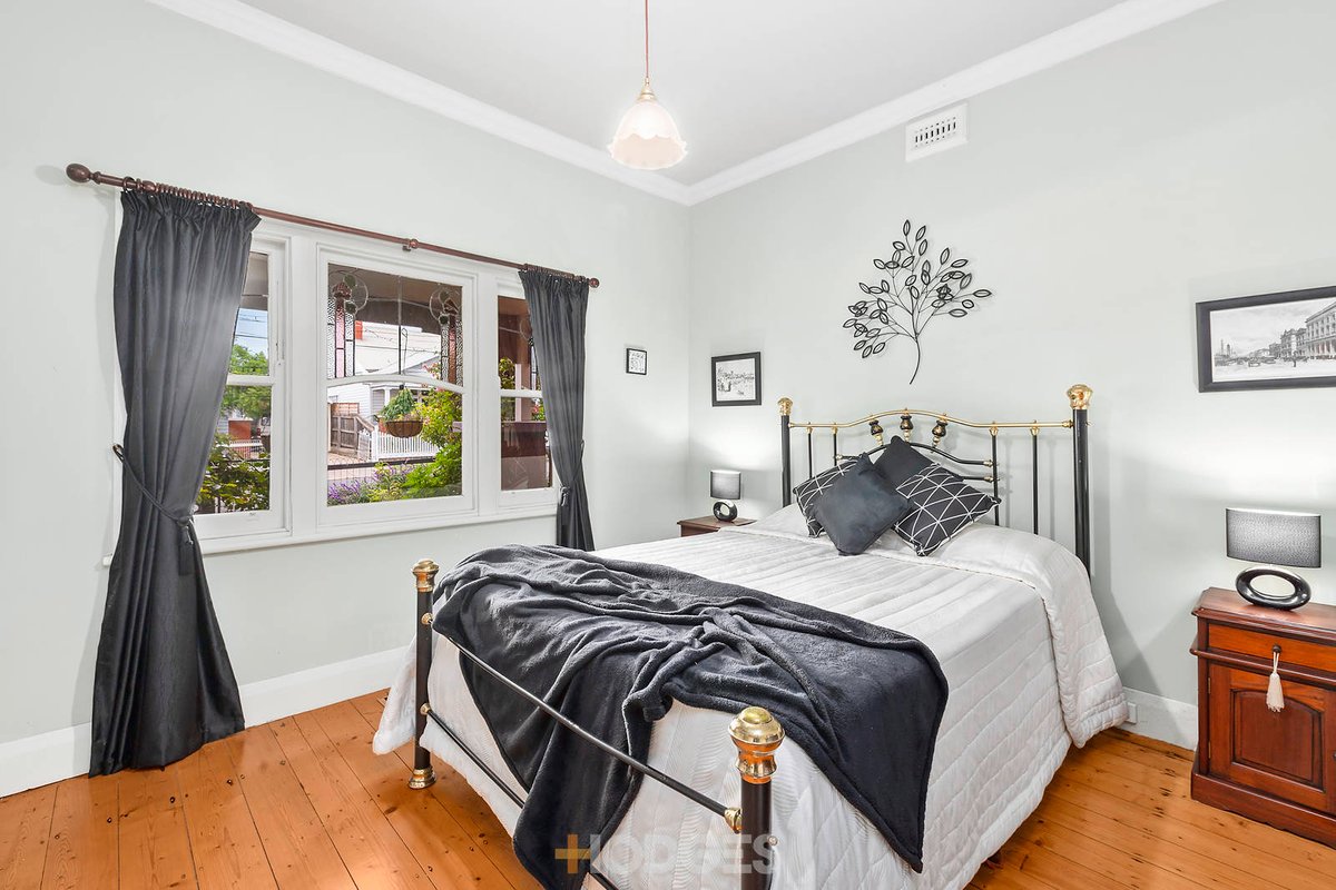 11 Guthrie Avenue North Geelong - Residential for sale