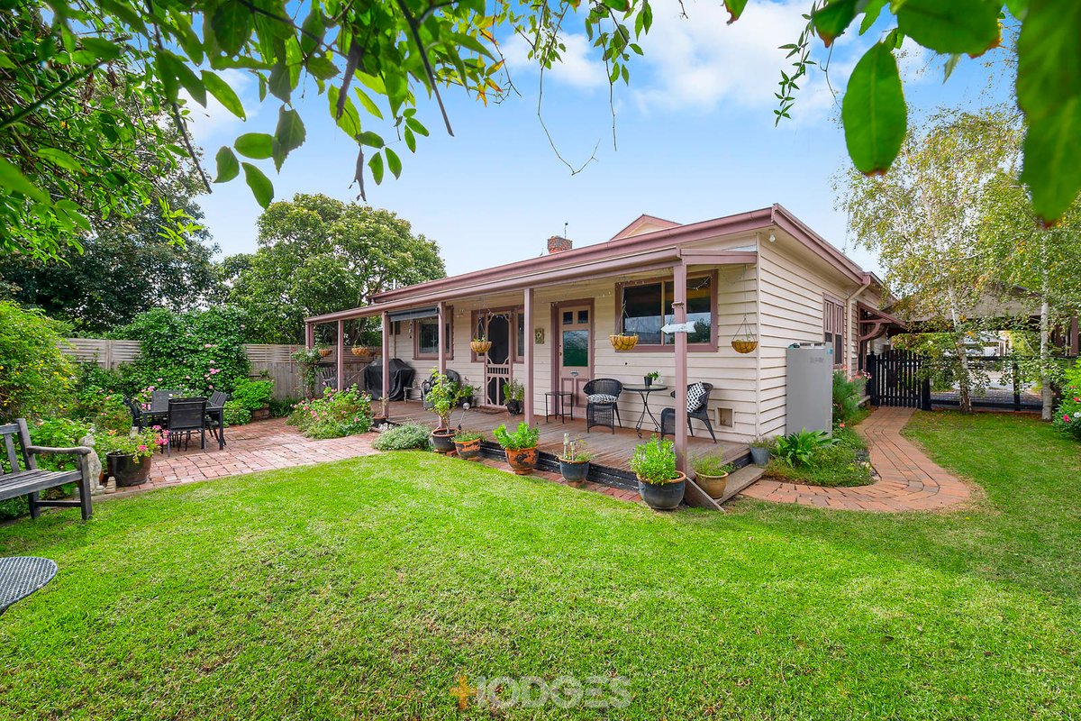 11 Guthrie Avenue North Geelong - Residential for sale