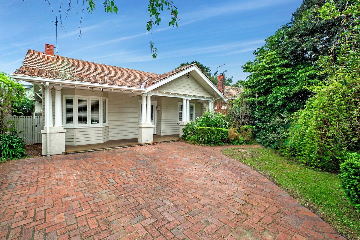 11 Imbros Street Hampton - 4 bedroom property
