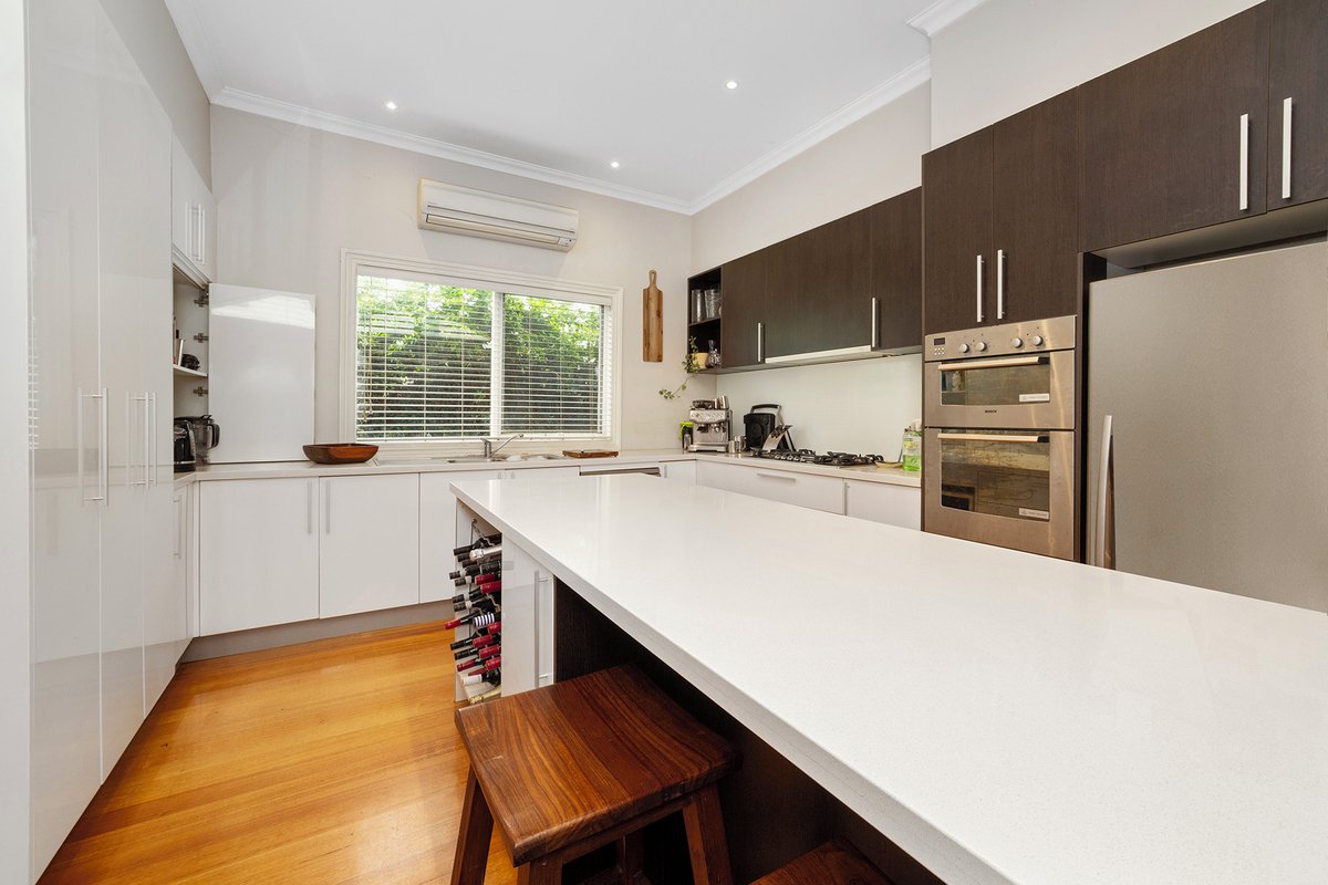 11 Imbros Street Hampton - Residential for lease