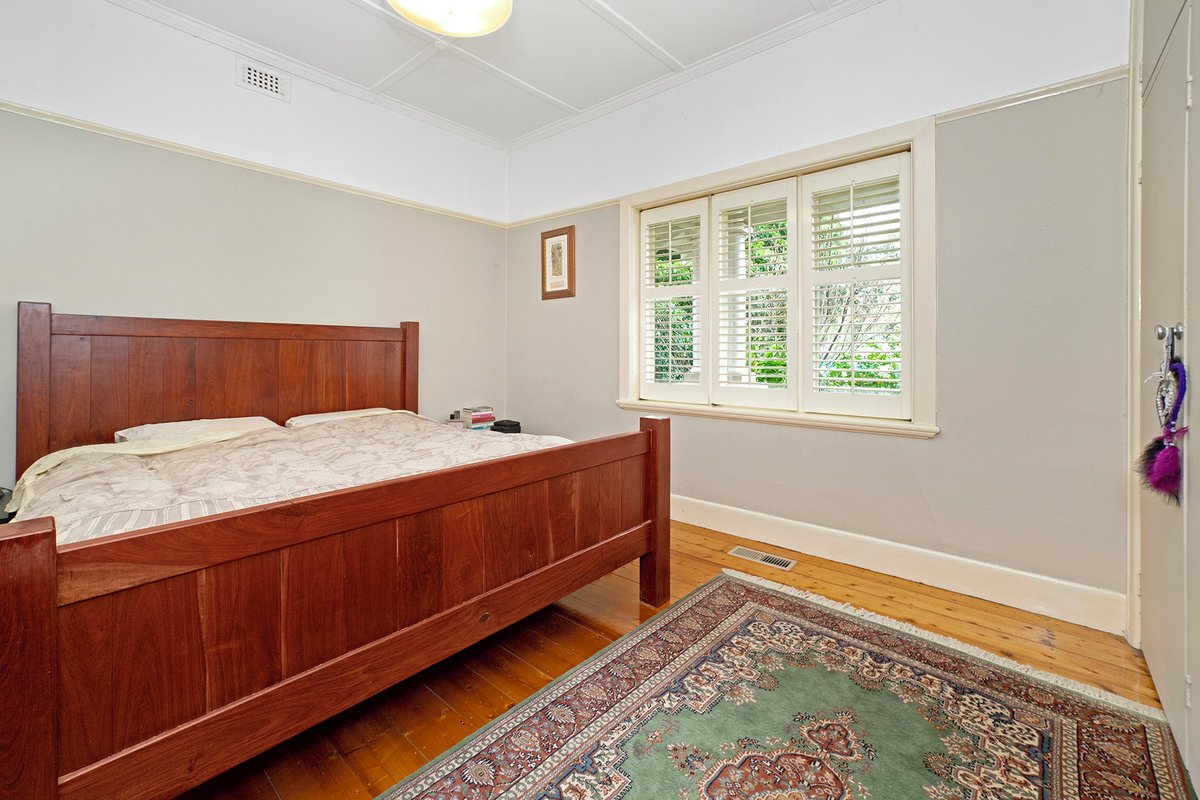 11 Imbros Street Hampton - Residential for lease