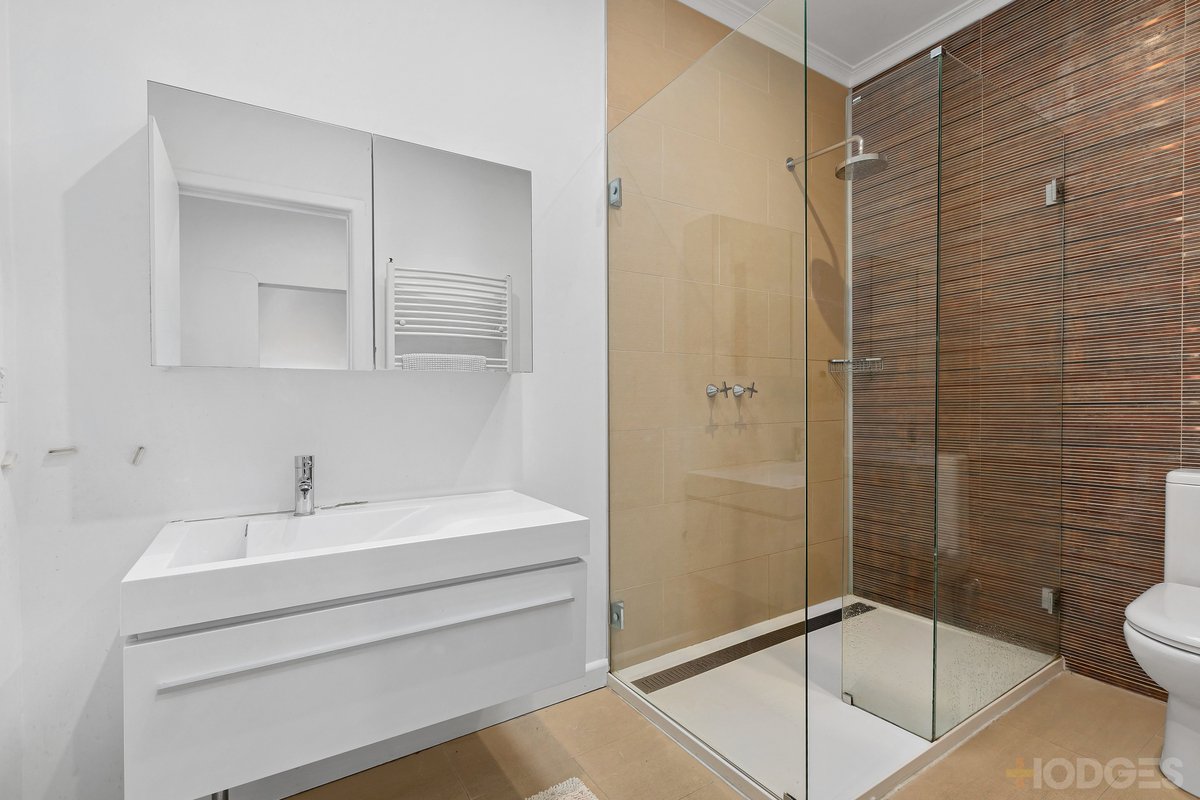 11 James Crescent Hampton - Residential for sale