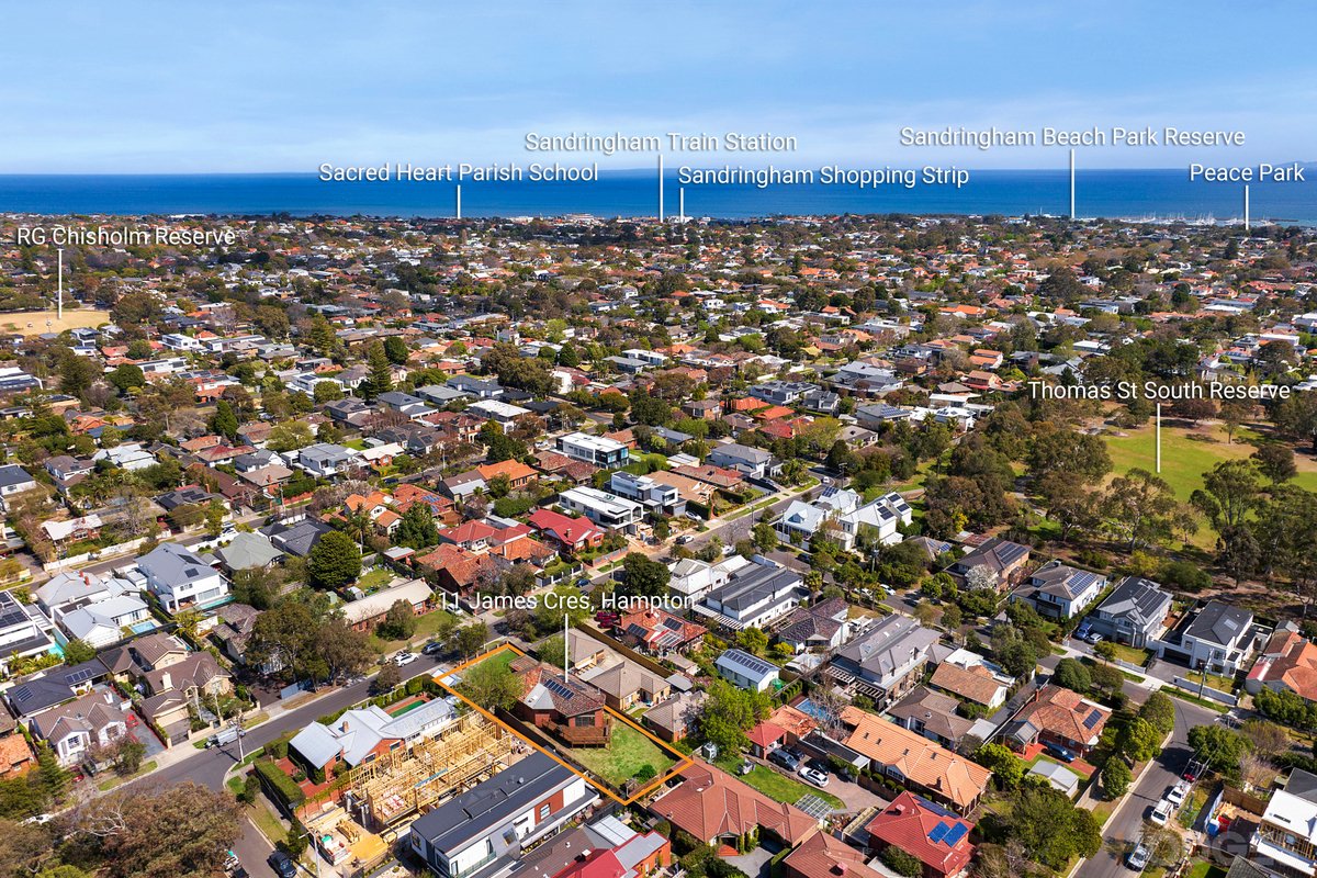 11 James Crescent Hampton - Residential for sale
