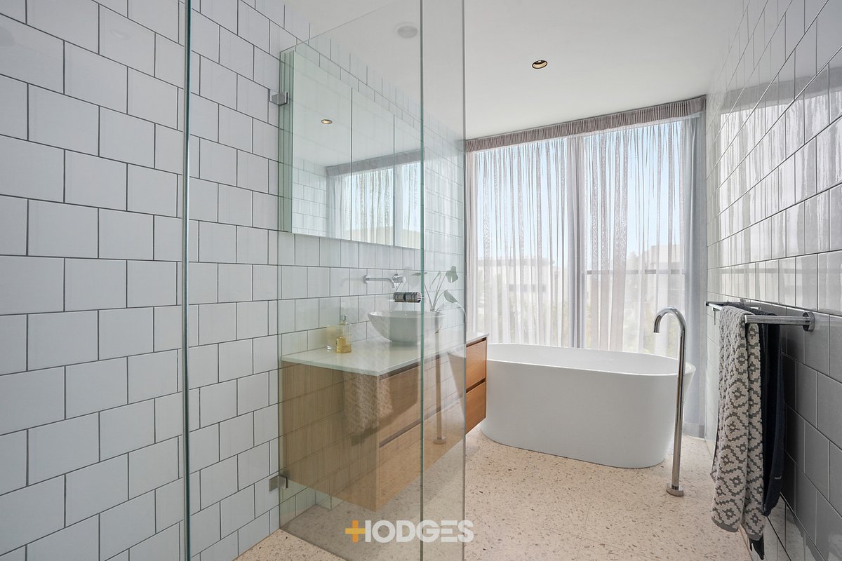 11 Karkalla Court Hamlyn Heights - Residential for sale