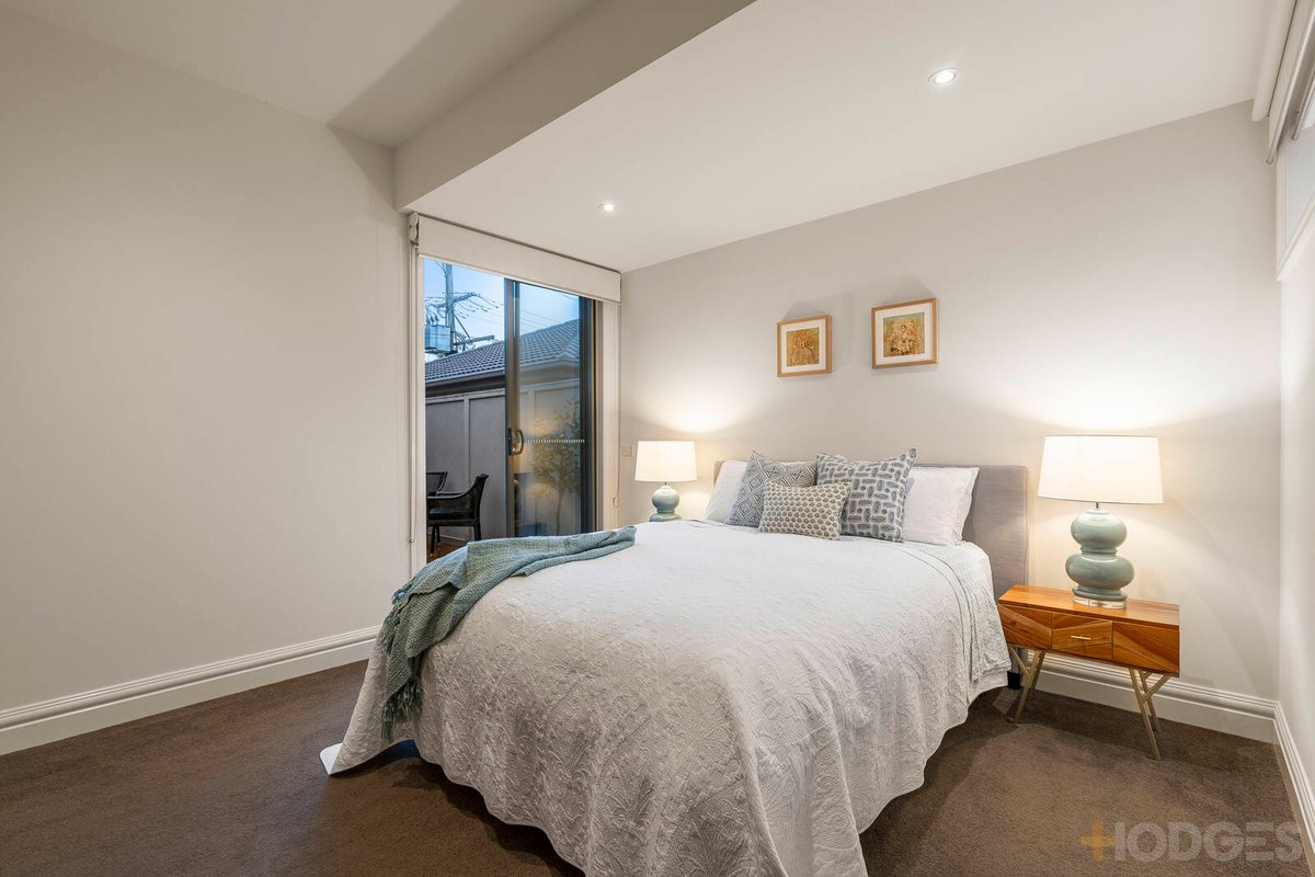 1 / 1 Kinross Street Hampton East - Residential for sale