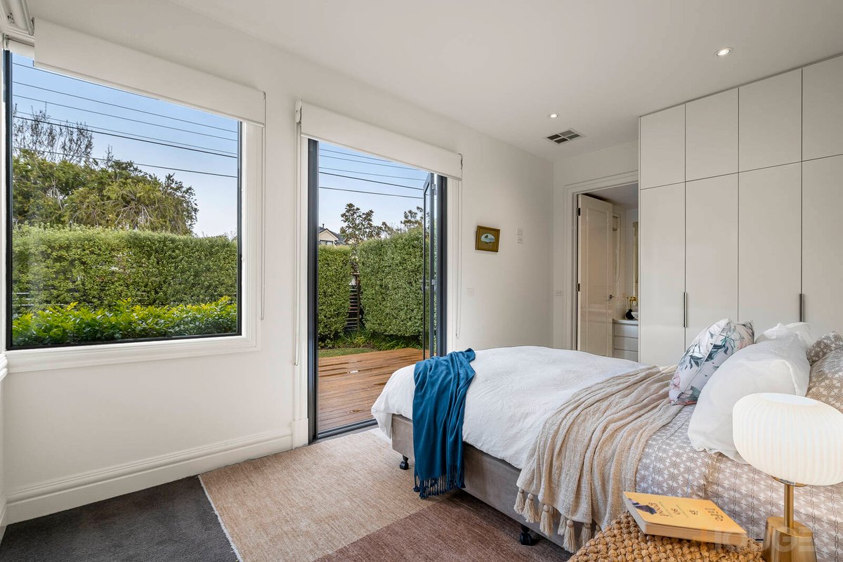 1 / 1 Kinross Street Hampton East - Residential for sale
