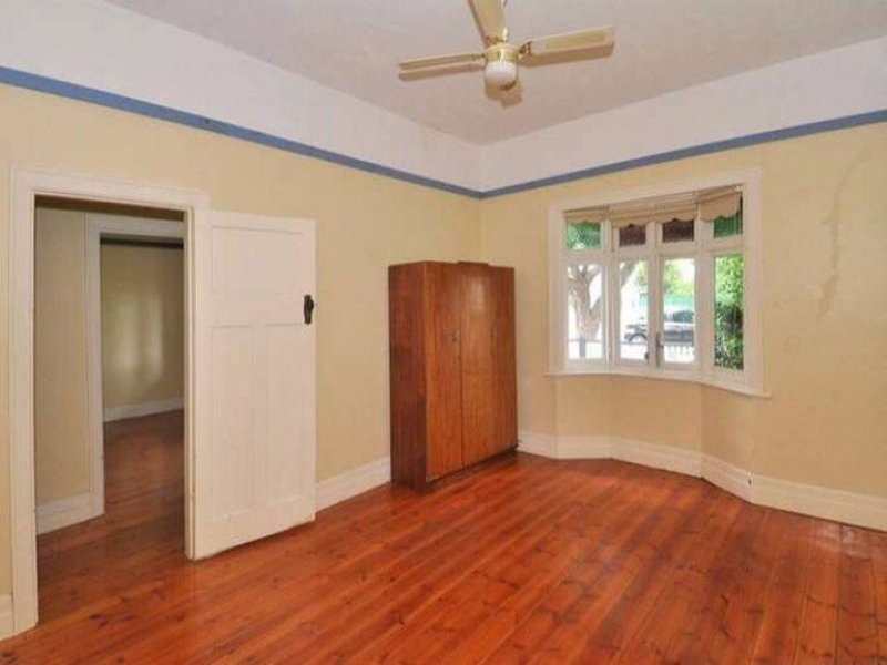 11 Loch Street YARRAVILLE - Residential for sale