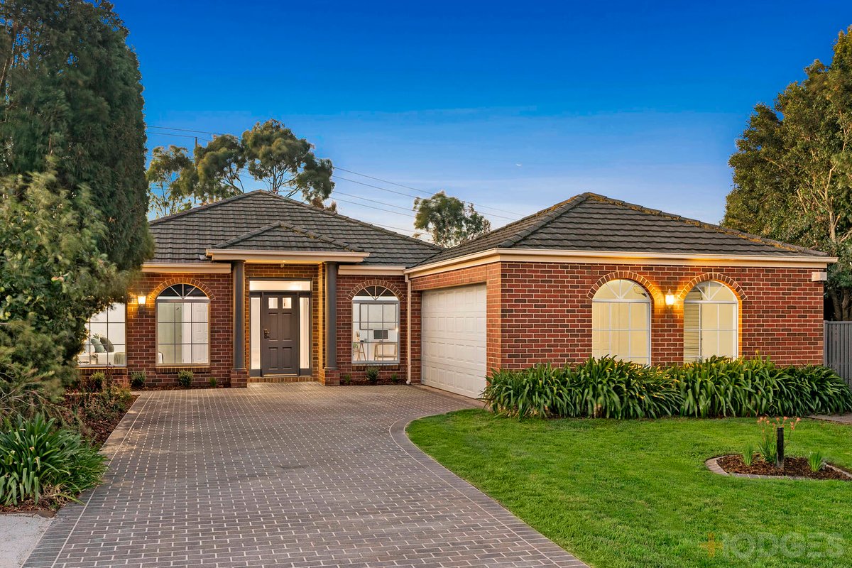 11 Mackie Close Hamlyn Heights - Residential for sale
