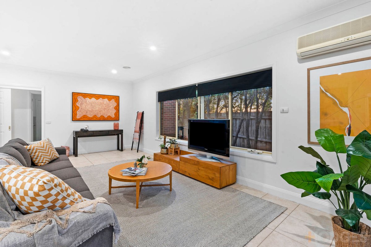 11 Mackie Close Hamlyn Heights - Residential for sale