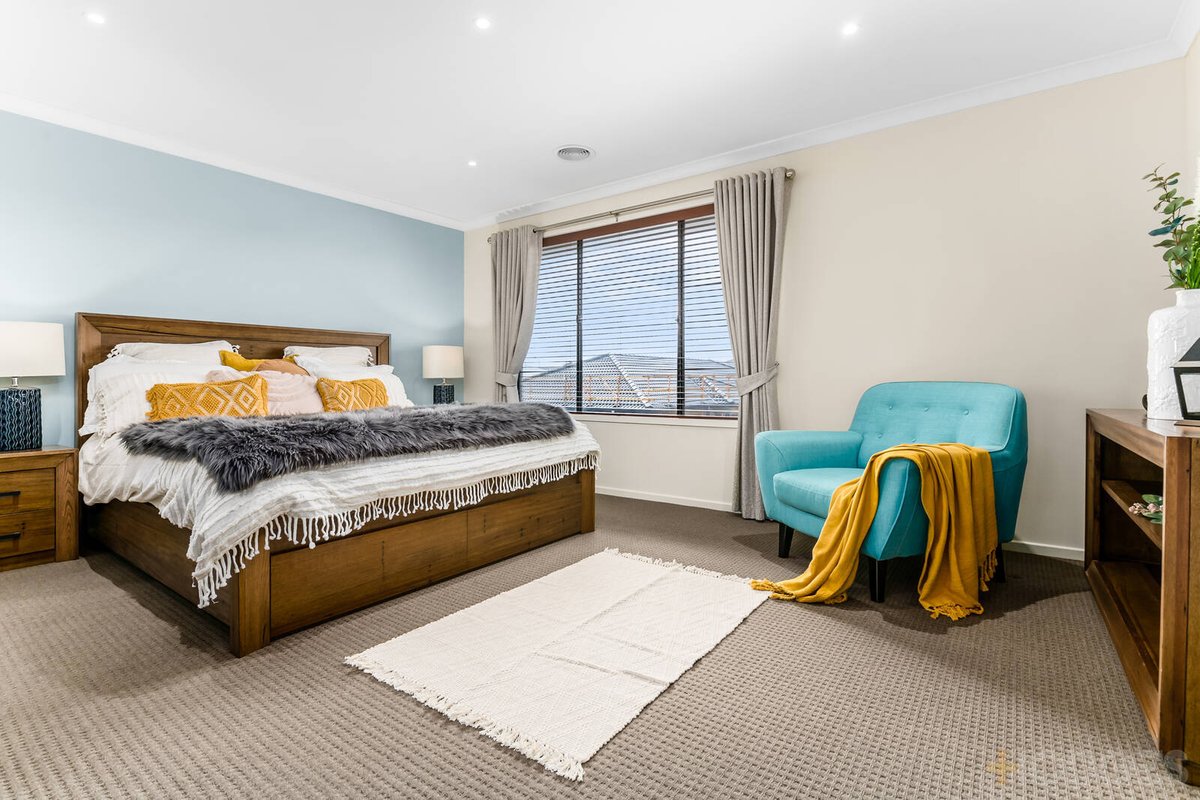 11 Marblelight Way Clyde North - Residential for sale