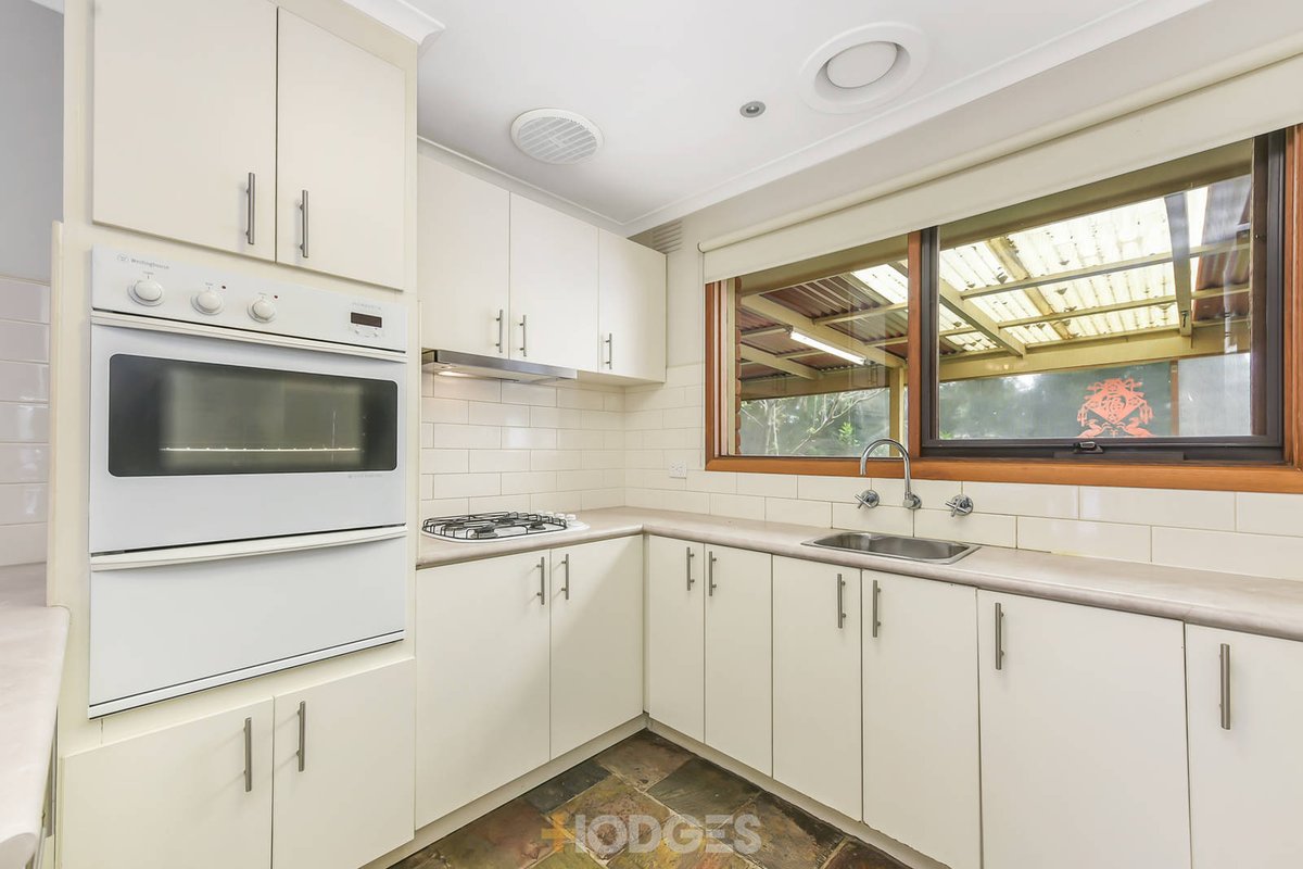 11 Mawson Court Cranbourne North - Residential for sale