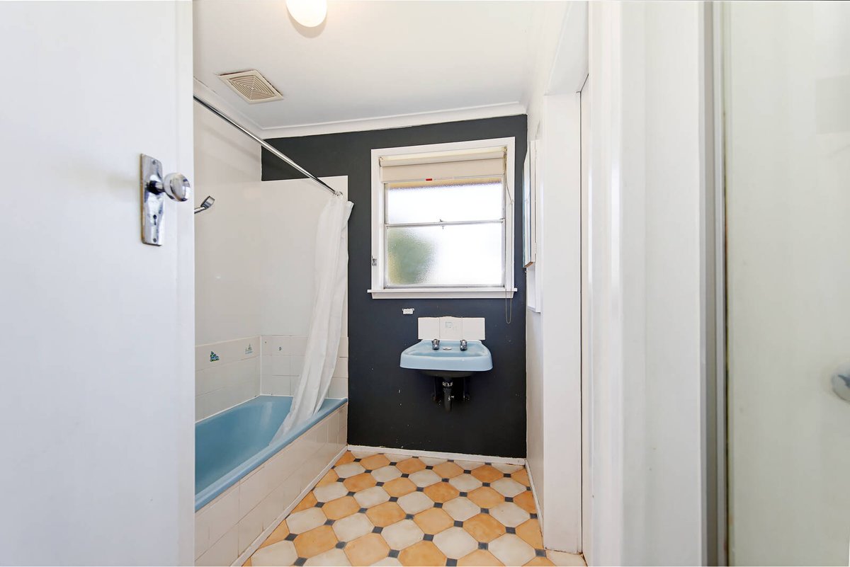 11 Muirhead Crescent Werribee - Residential for sale