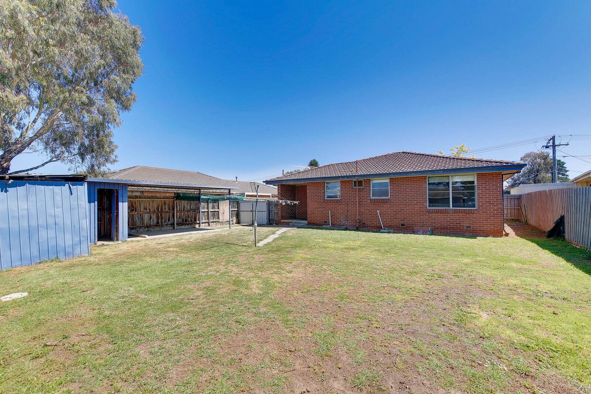 11 Muirhead Crescent Werribee - Residential for sale