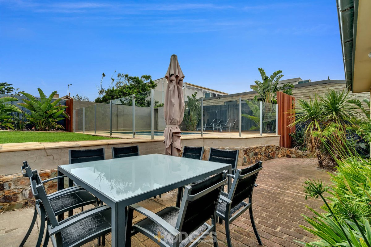 11 Nepean Highway Aspendale - Residential for sale