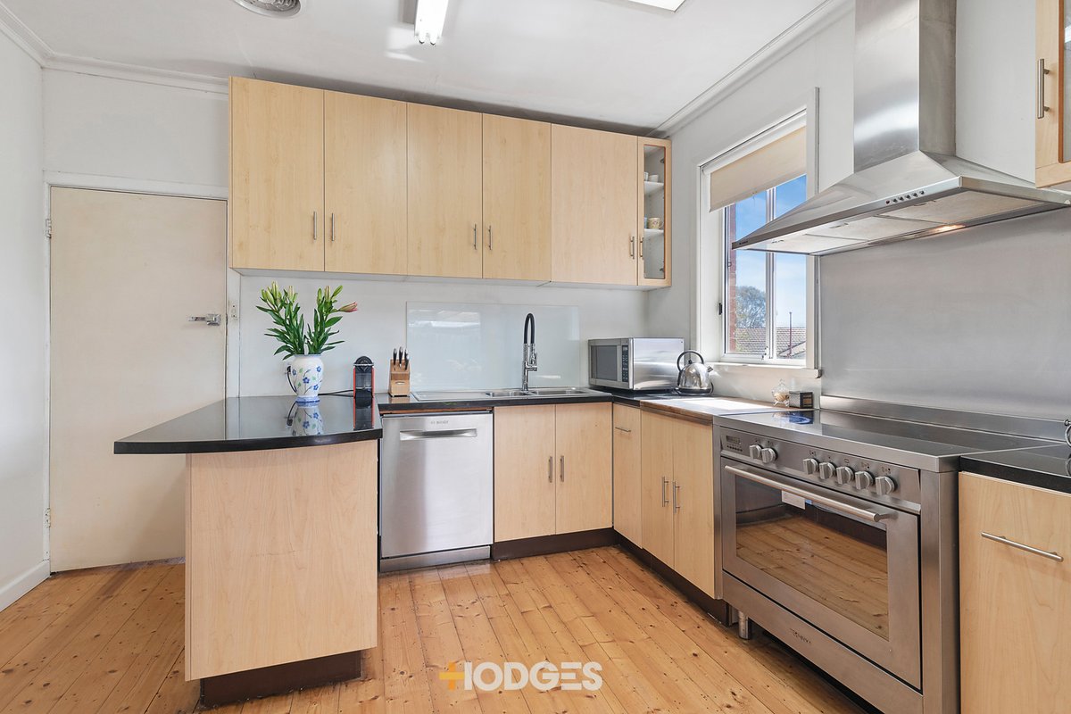 11 O’Connor Crescent Hampton East - Residential for sale
