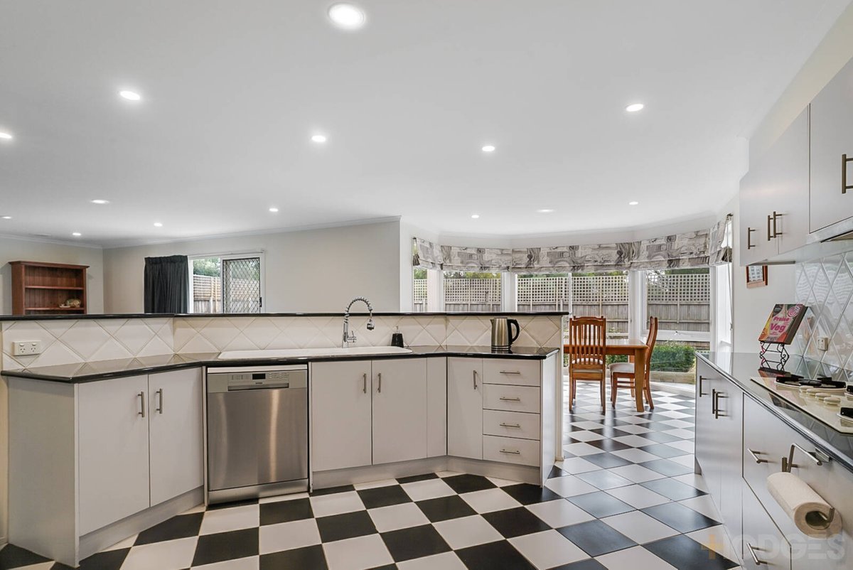 11 Quinlan Court Werribee - Residential for sale