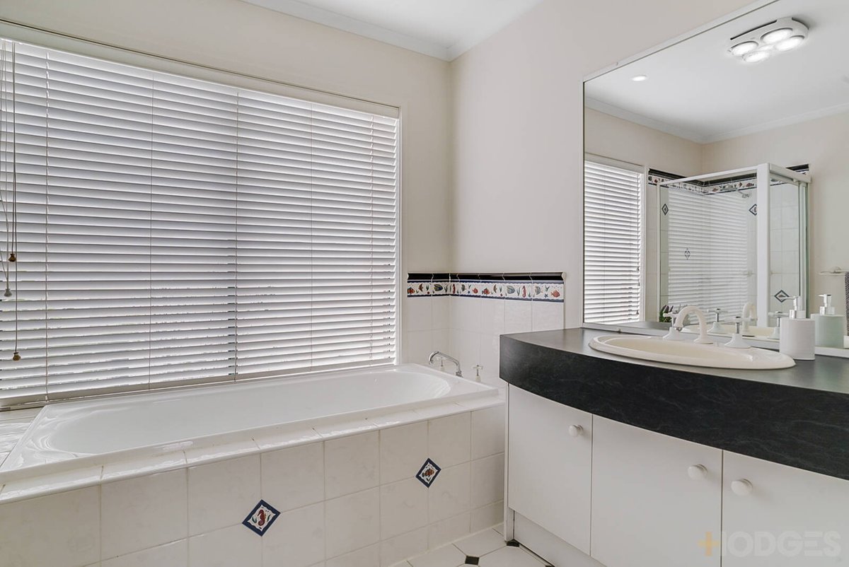 11 Quinlan Court Werribee - Residential for sale
