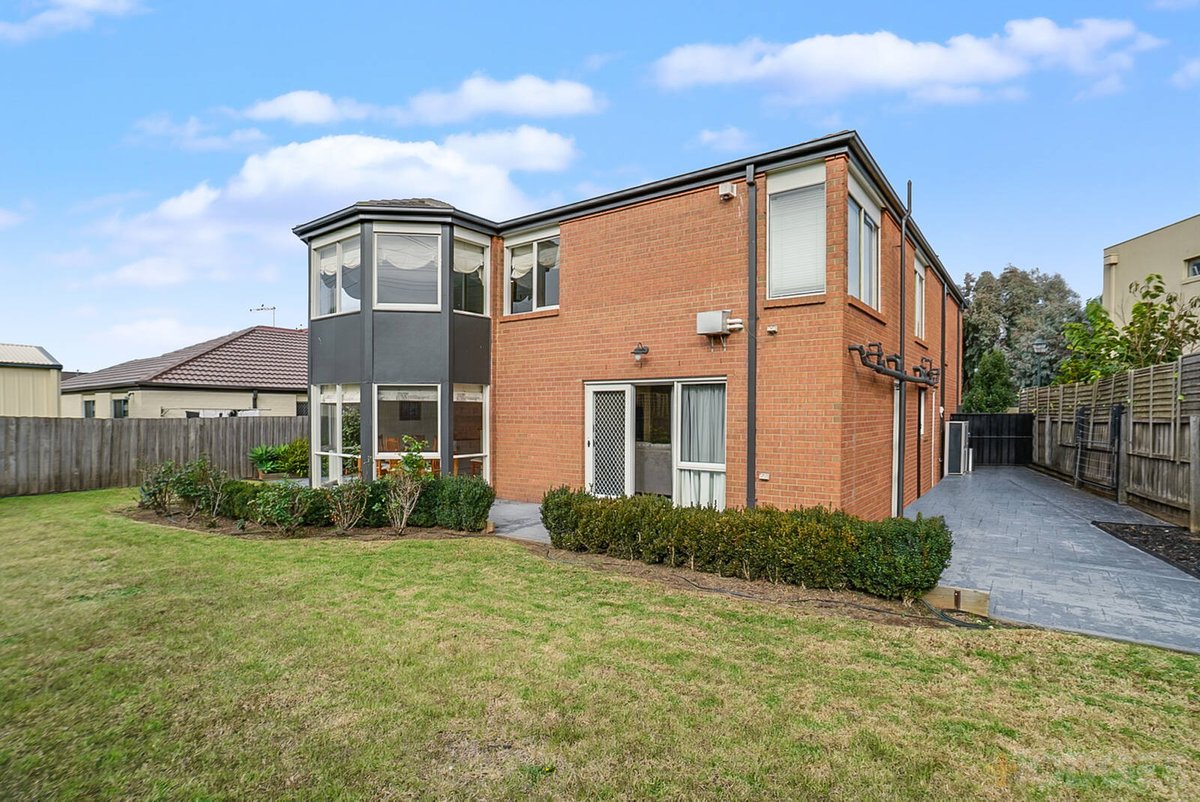11 Quinlan Court Werribee - Residential for sale