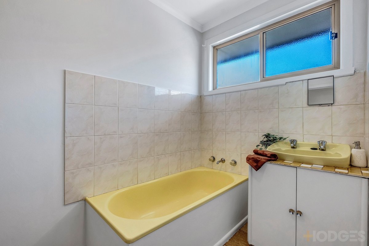 11 Randall Avenue Edithvale - Residential for sale