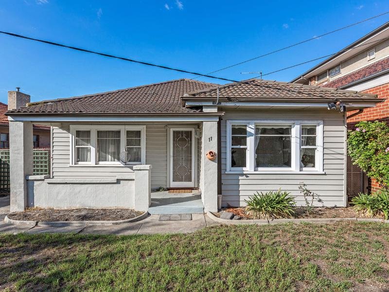 11 Sanderson Street YARRAVILLE - Residential for sale