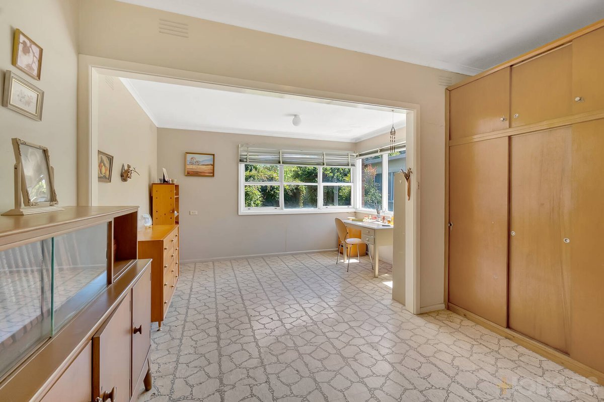 11 Sixth Street Parkdale - Residential for sale