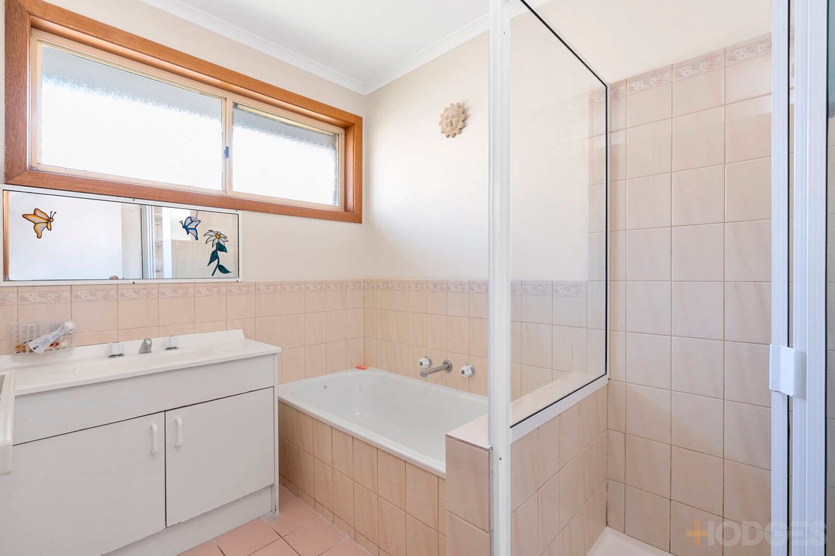 1 / 1 St Anthony Court Lara - Residential for sale