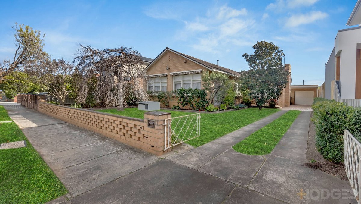 11 Vale Street Bentleigh - Residential for sale