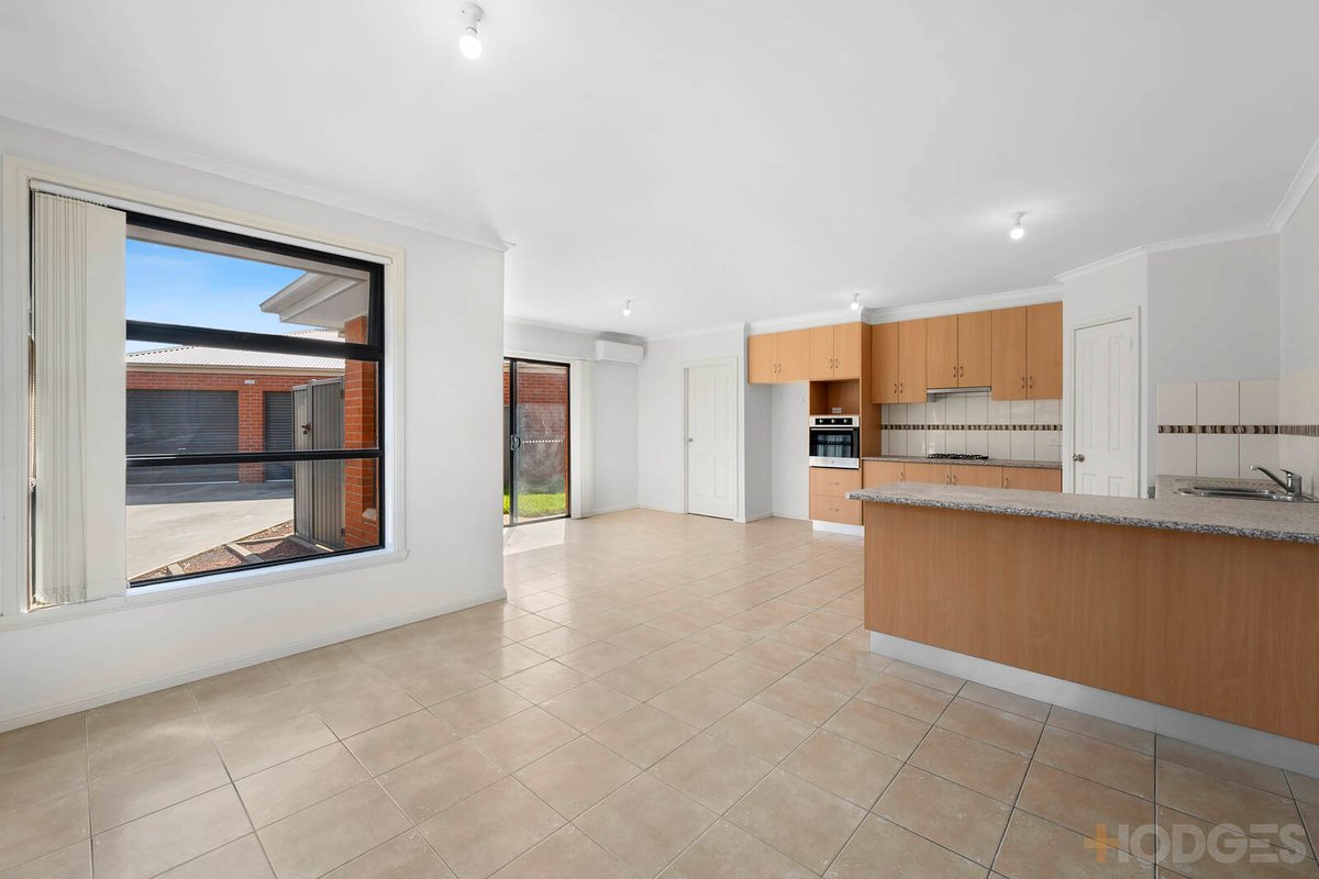 1 / 10 Bella Julia Place Lara - Residential for sale