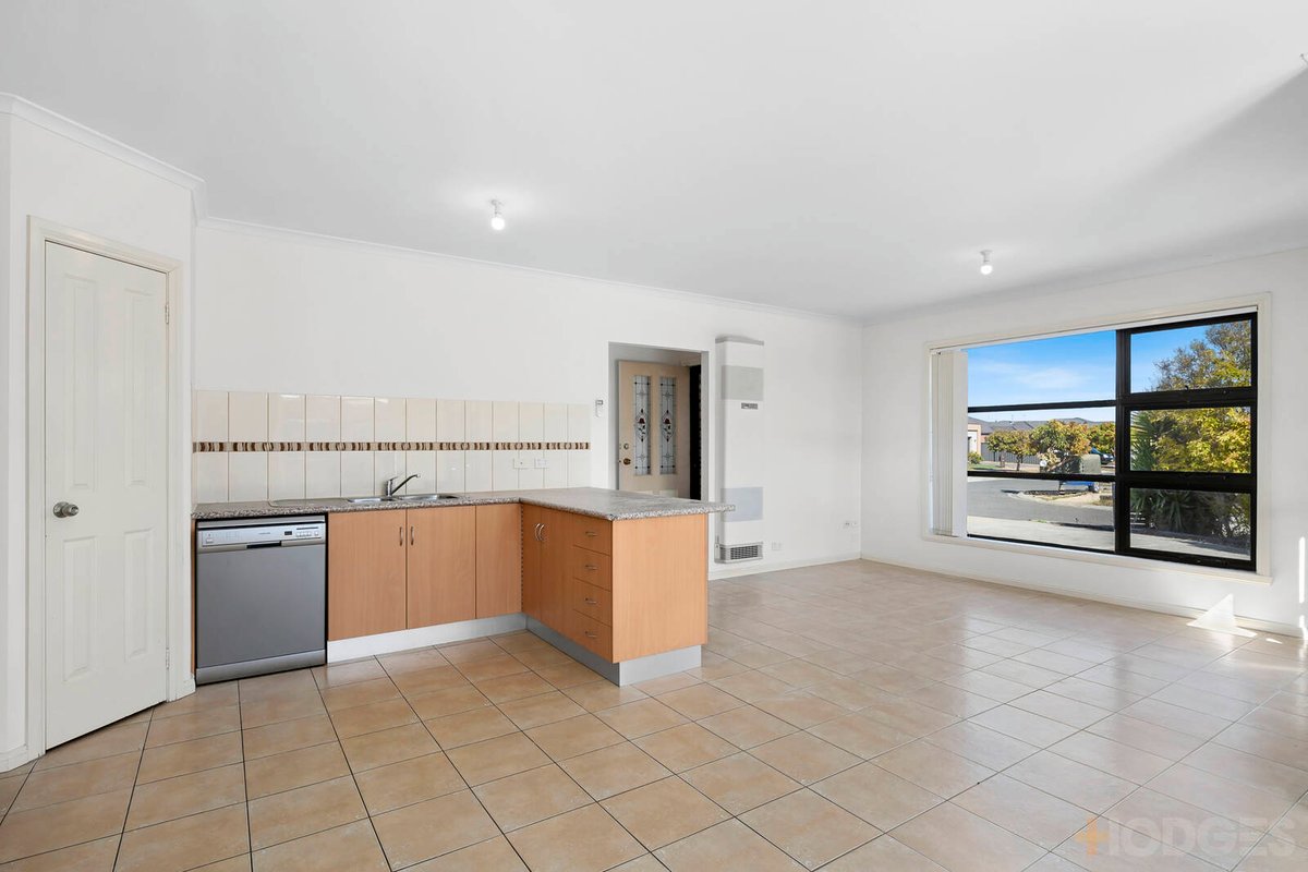 1 / 10 Bella Julia Place Lara - Residential for sale
