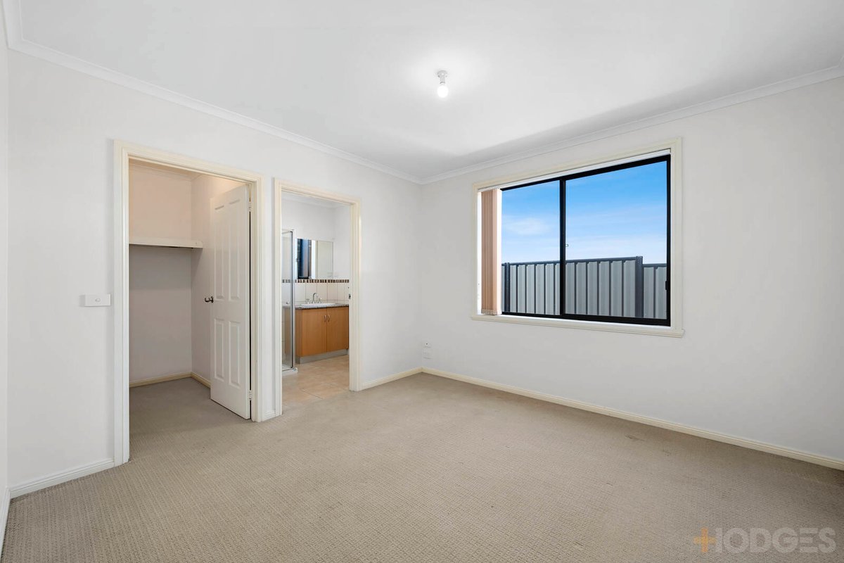 1 / 10 Bella Julia Place Lara - Residential for sale