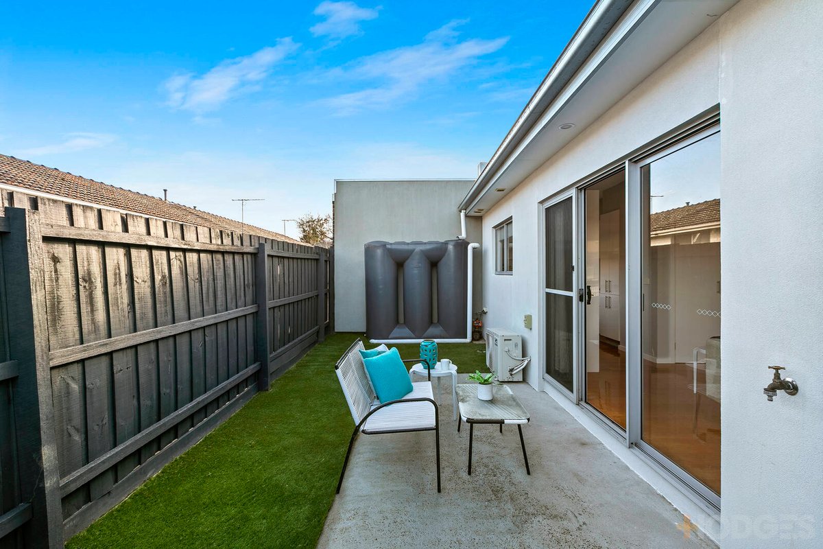 1 / 10 Clarendon Parade West Footscray - Residential for sale