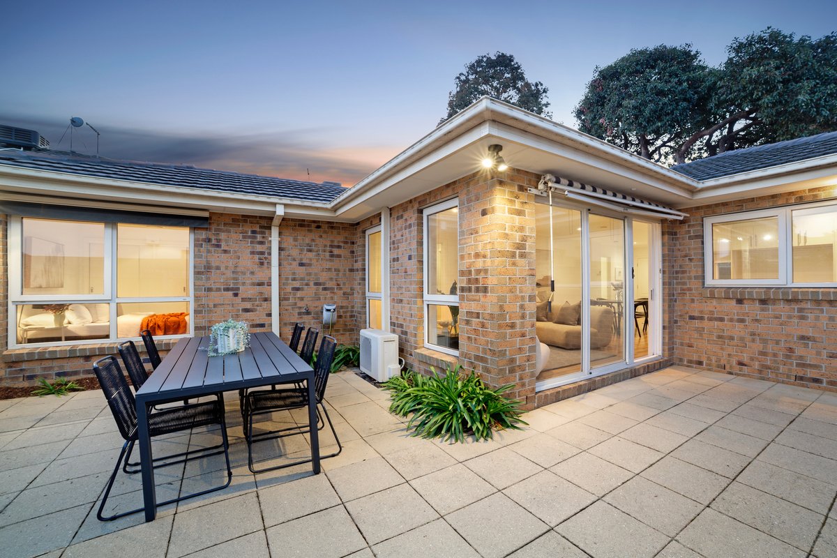 1 / 10 Enright Street Highett - Residential for sale