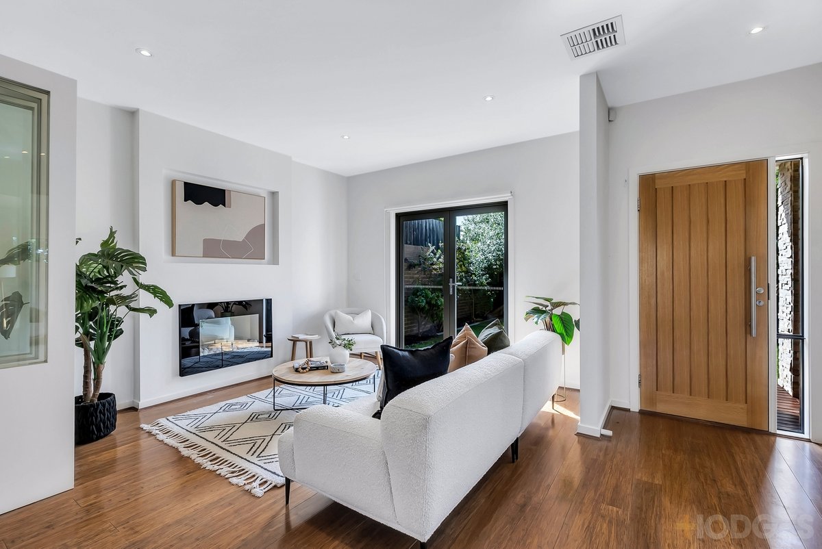 1 / 10 Flinders Street Mentone - Residential for sale