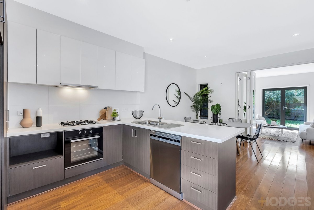 1 / 10 Flinders Street Mentone - Residential for sale