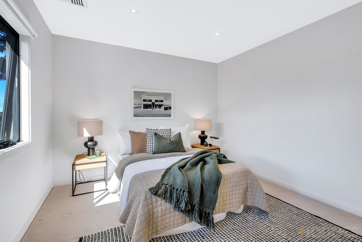 1 / 10 Flinders Street Mentone - Residential for sale