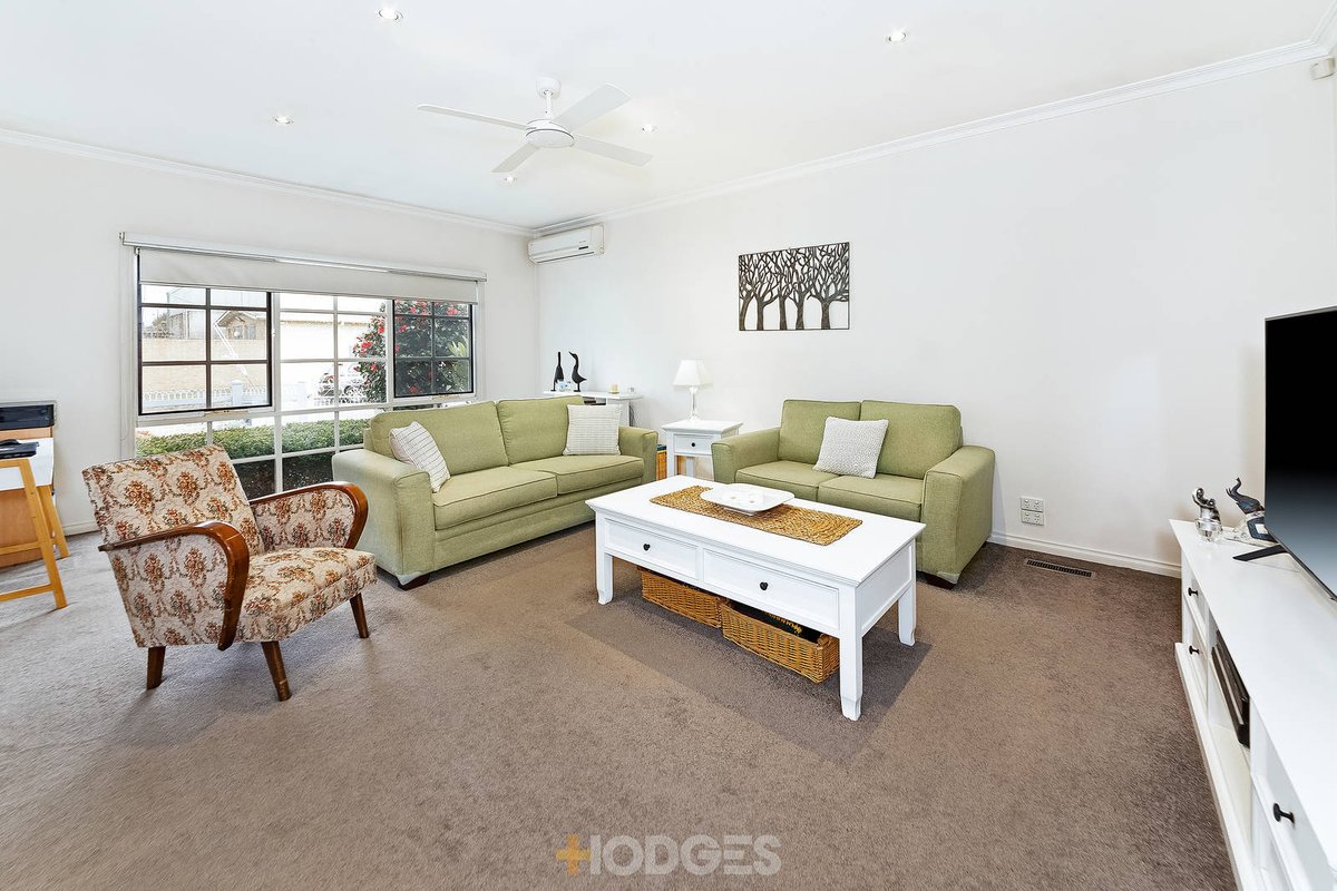 1 / 10 Riviera Street Mentone - Residential for sale