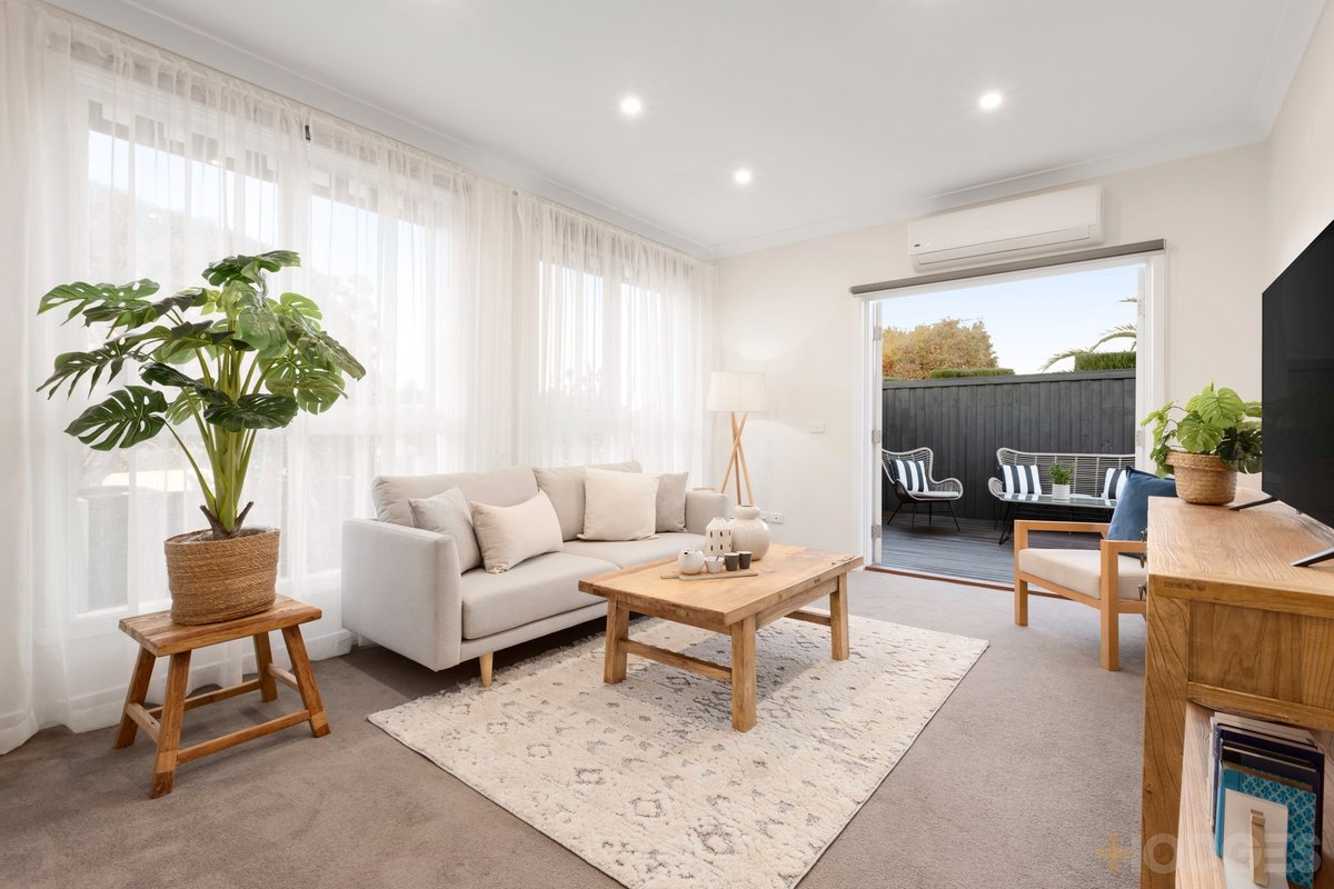 1 / 10 Spring Road Highett - Residential for sale