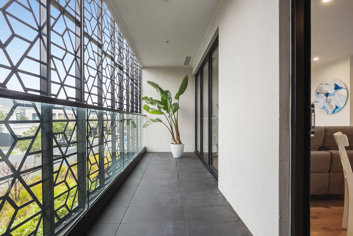 110 / 15 Major Street Highett - Residential for sale