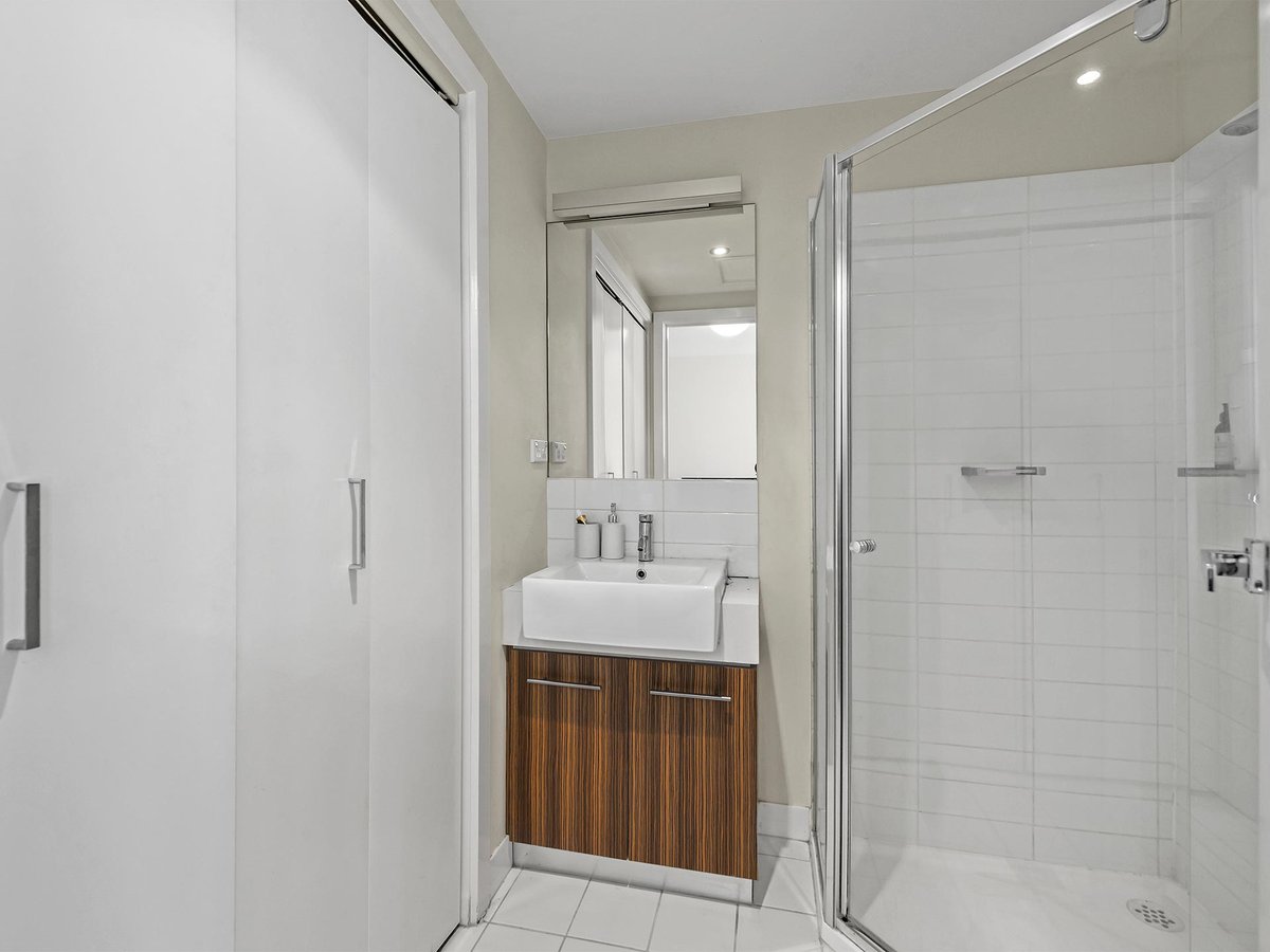 1102 / 594 St Kilda  Road MELBOURNE - Residential for sale