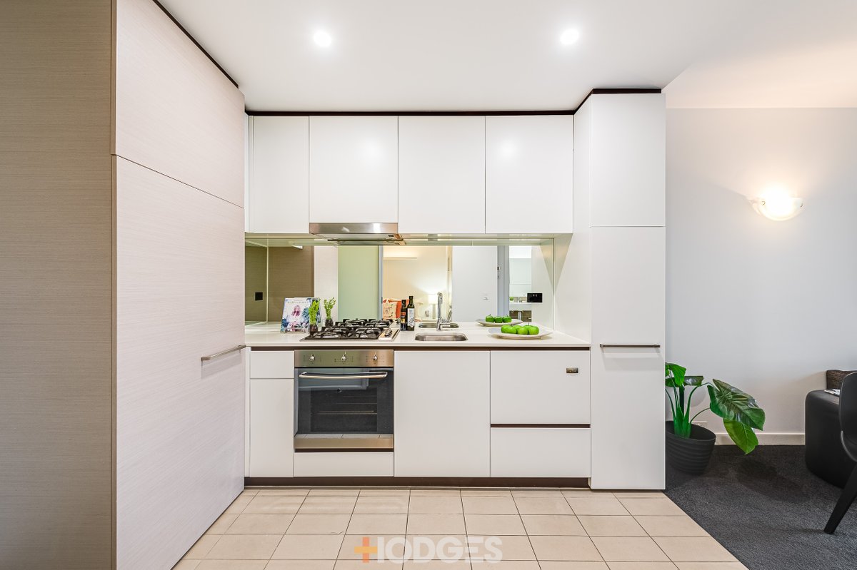 1103 / 470 St Kilda Road Melbourne - Residential for sale