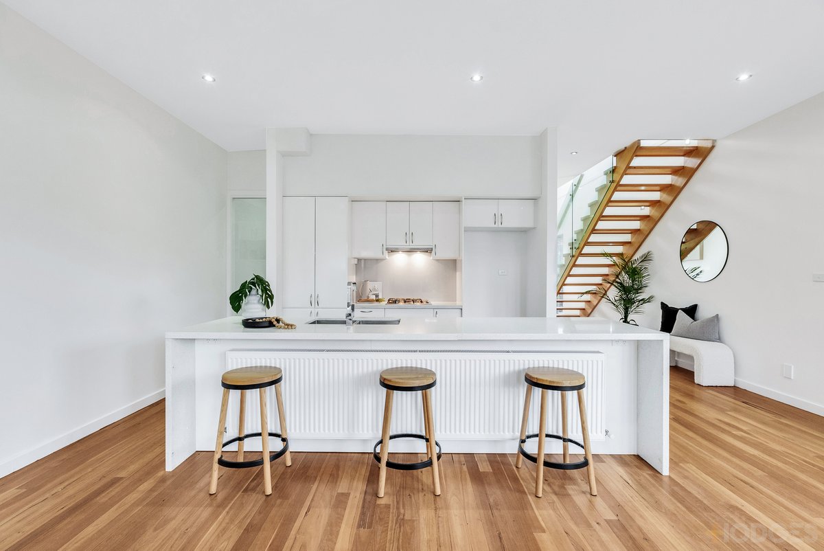 1 / 105a Wickham Road Hampton East - Residential for sale